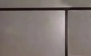 “釉面磚”